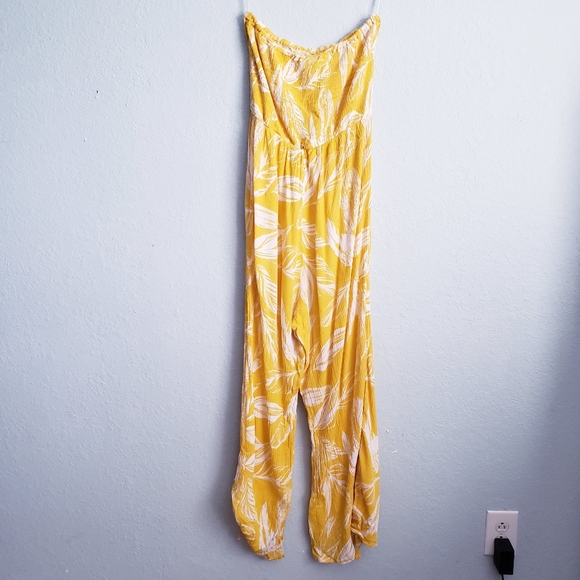 City Chic Yellow Sunshine Tropical Jumpsuit - Picture 6 of 7